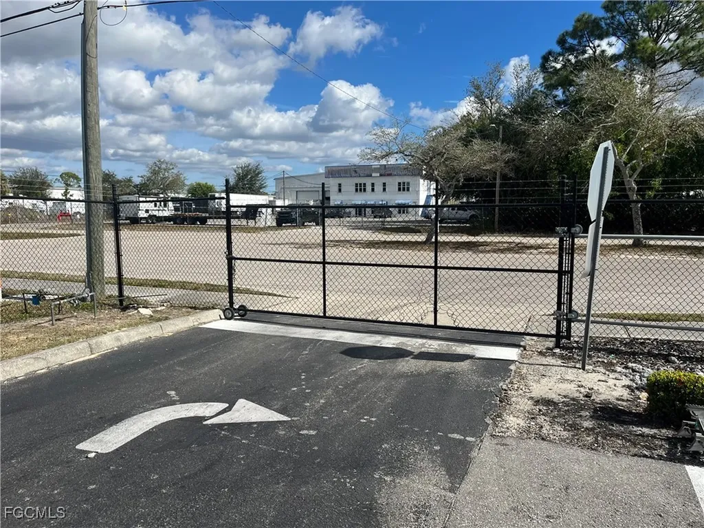 2528 Andalusia Boulevard Cape Coral FL 33909
