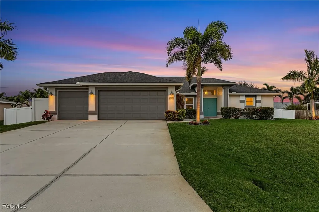 2017 SW 30th Street Cape Coral FL 33914