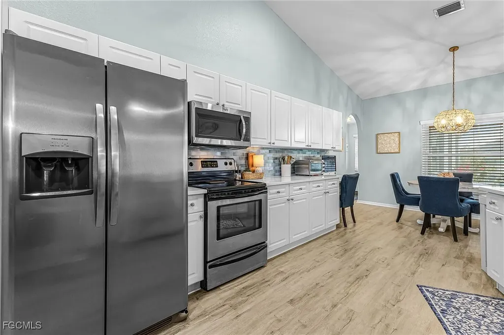 2017 SW 30th Street Cape Coral FL 33914