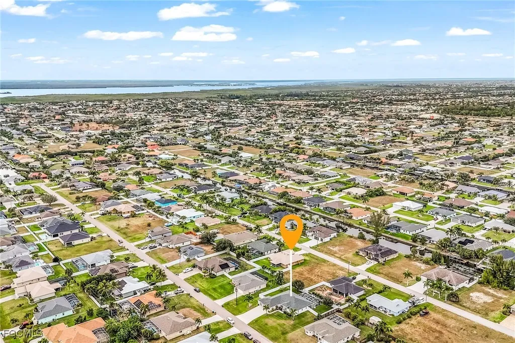 2017 SW 30th Street Cape Coral FL 33914
