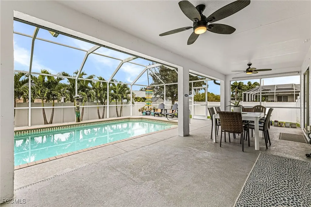 2017 SW 30th Street Cape Coral FL 33914