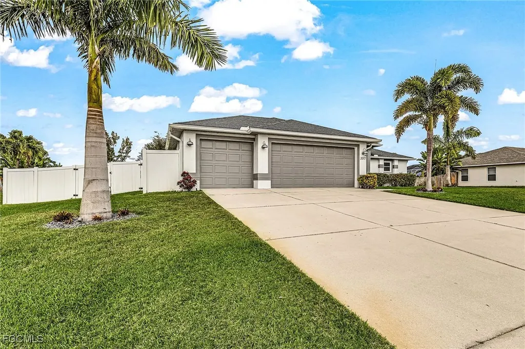 2017 SW 30th Street Cape Coral FL 33914