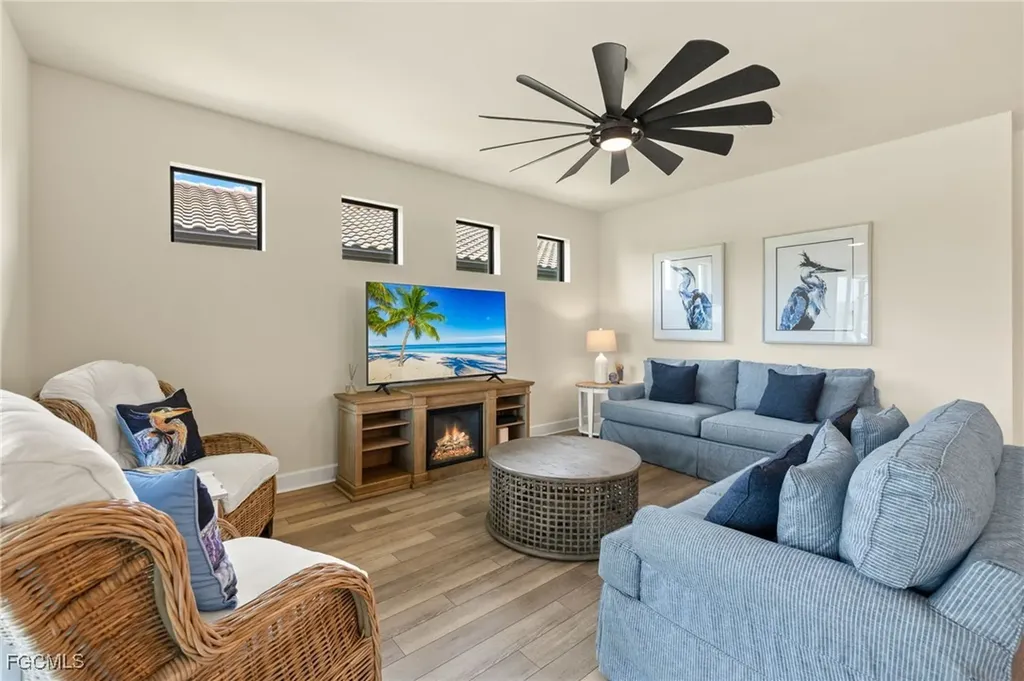 19652 Deming Lane Estero FL 33928