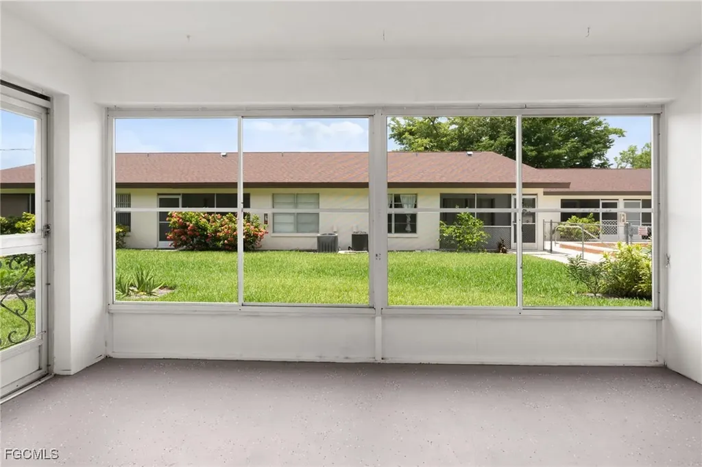 4608 SE 6th Avenue Cape Coral FL 33904