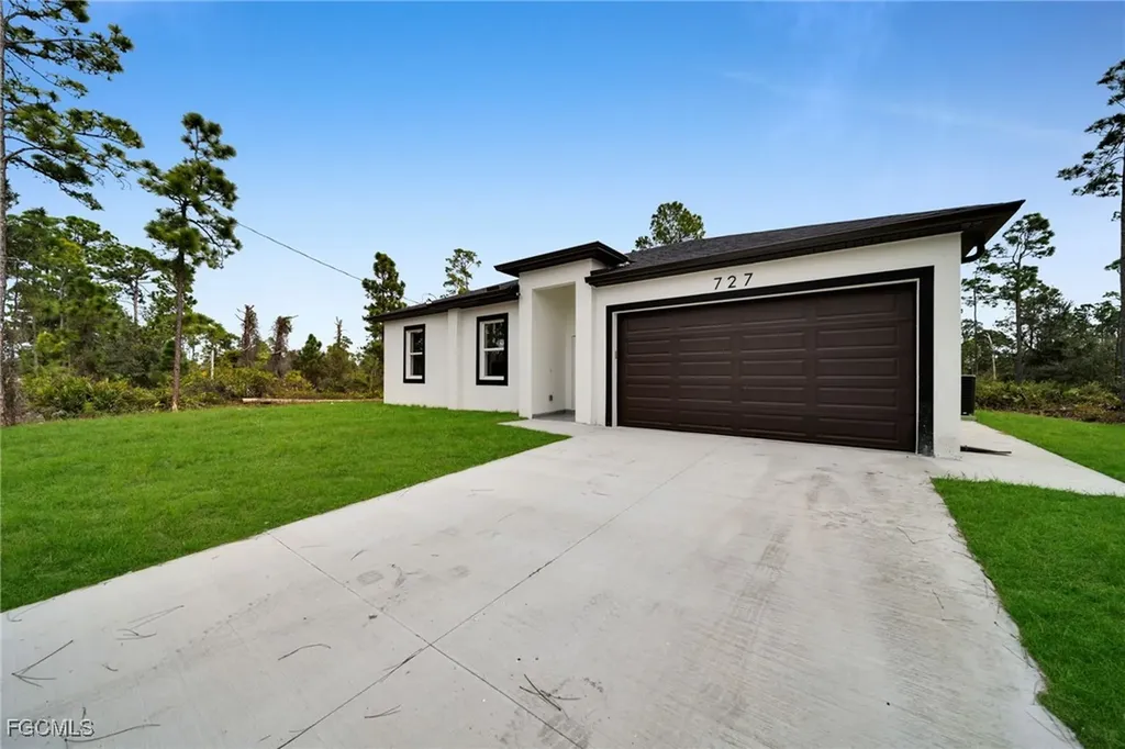 727 Santa Lucia Avenue S Lehigh Acres FL 33974