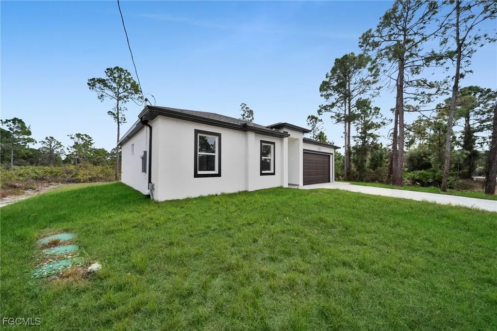 727 Santa Lucia Avenue S Lehigh Acres FL 33974
