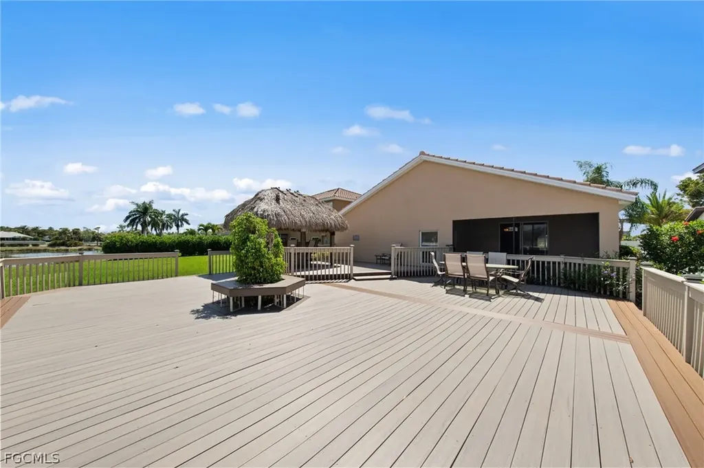 2061 Cape Heather Circle Cape Coral FL 33991
