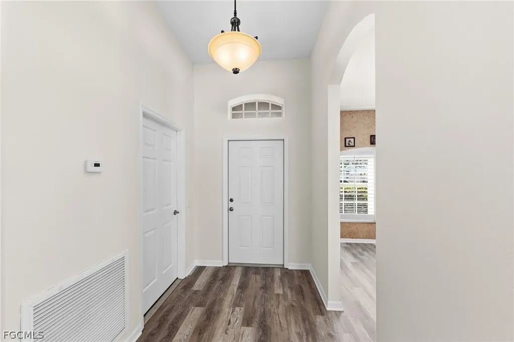 2061 Cape Heather Circle Cape Coral FL 33991