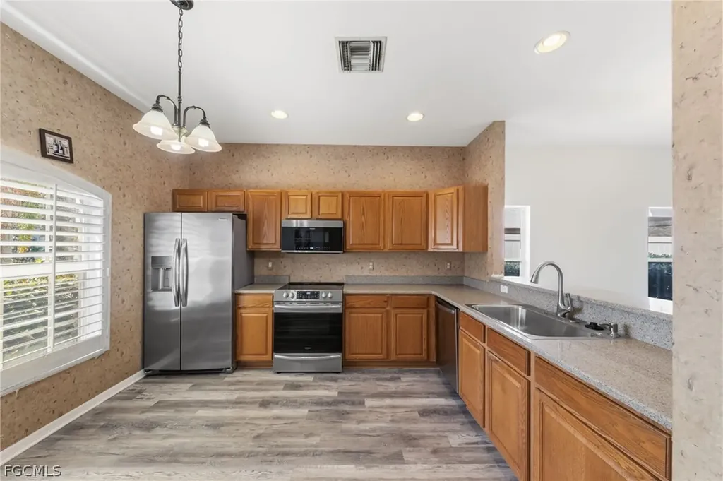 2061 Cape Heather Circle Cape Coral FL 33991