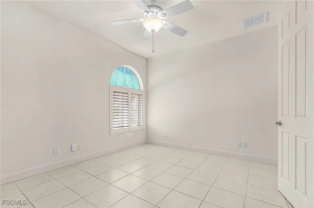 2123 Davis Boulevard Fort Myers FL 33905