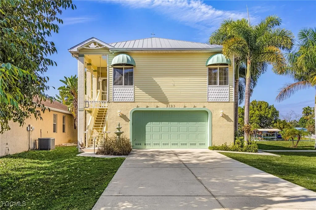2123 Davis Boulevard Fort Myers FL 33905