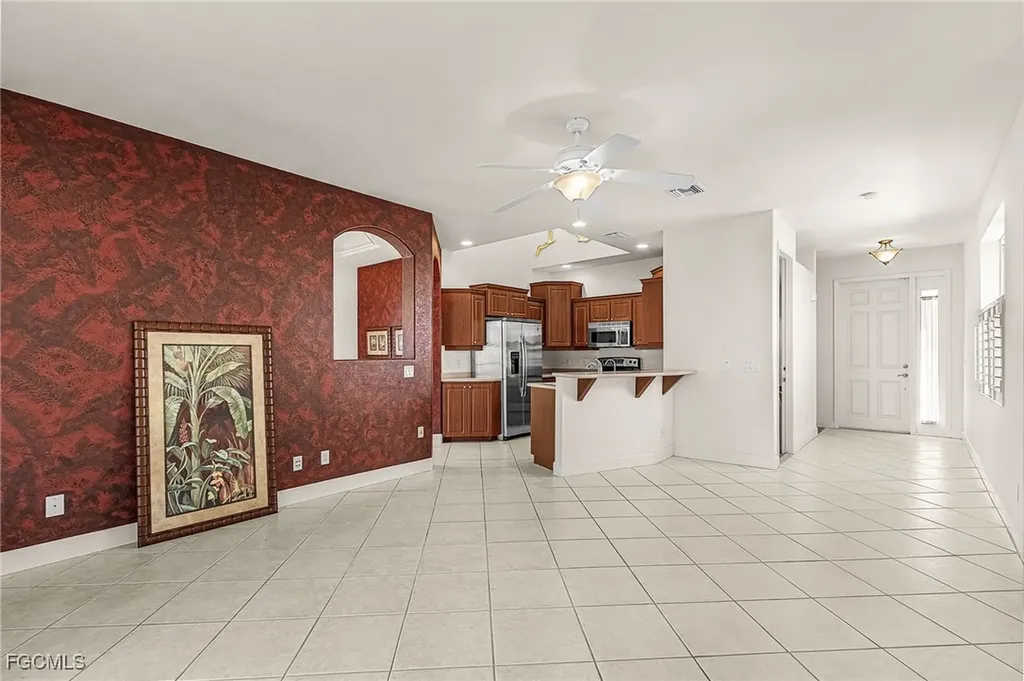 2123 Davis Boulevard Fort Myers FL 33905