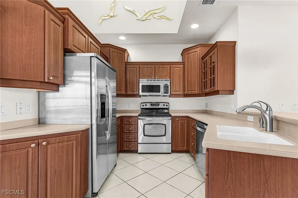 2123 Davis Boulevard Fort Myers FL 33905