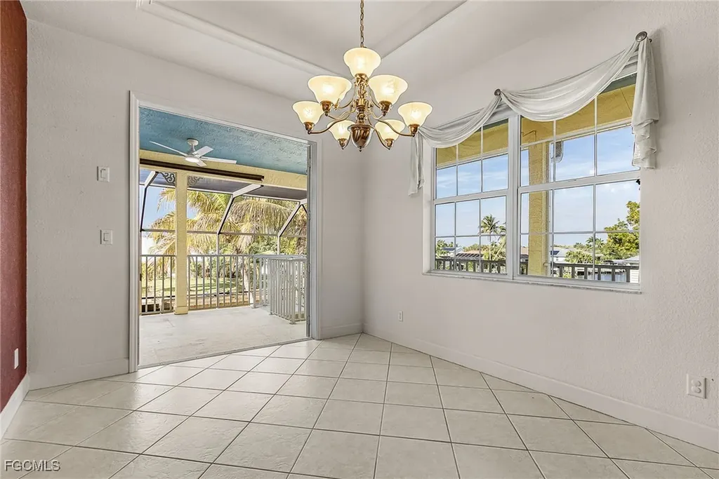 2123 Davis Boulevard Fort Myers FL 33905