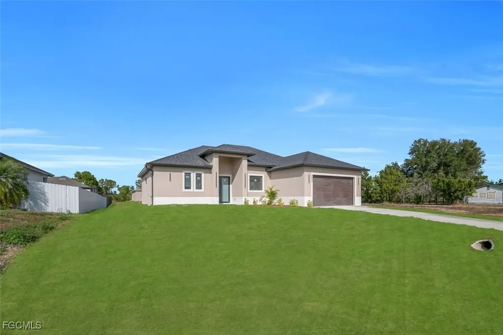 3402 15th Street SW Lehigh Acres FL 33976