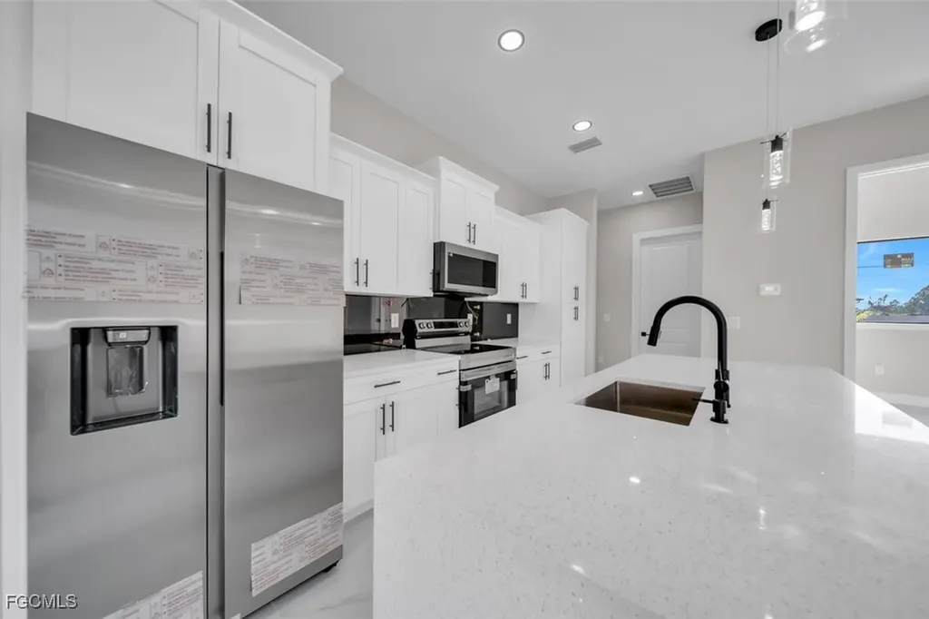 3402 15th Street SW Lehigh Acres FL 33976