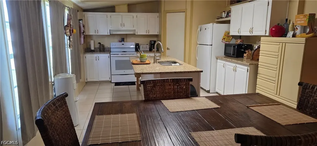 1627 Sunset Trail Labelle FL 33935