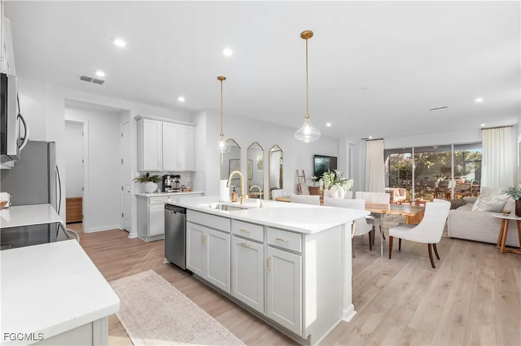 10313 Bonavie Cove Drive Fort Myers FL 33966