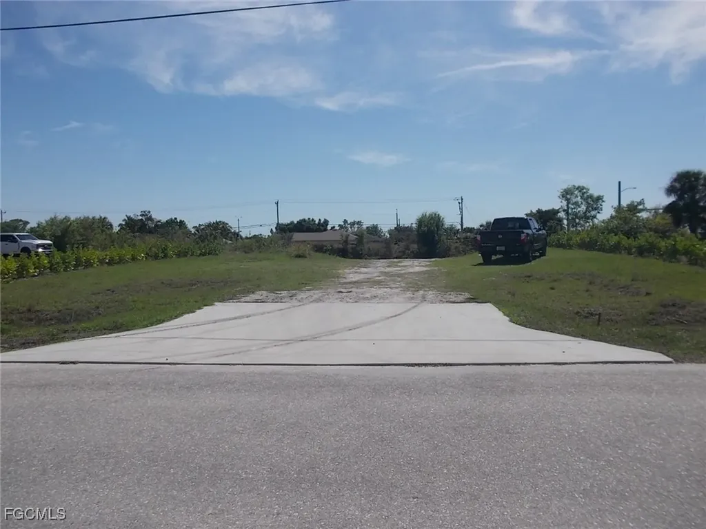 723 Gleason Parkway Cape Coral FL 33914