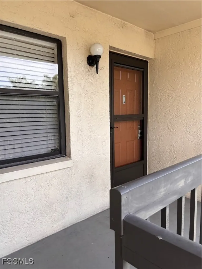 9315 Central Park Drive Fort Myers FL 33919