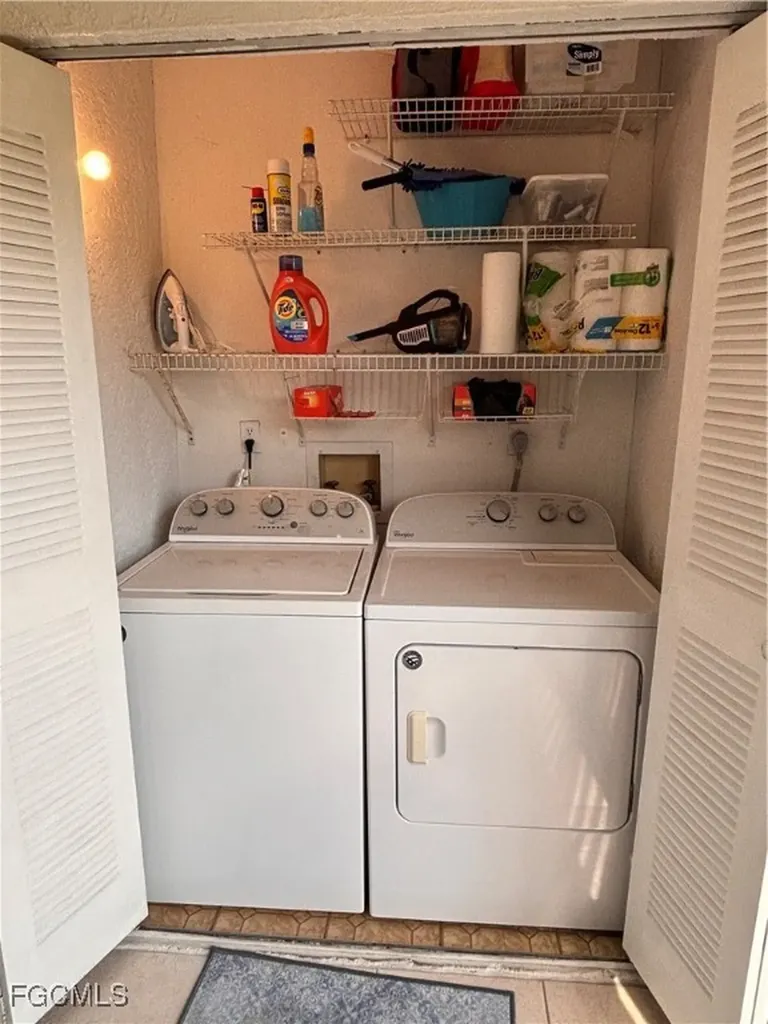 9315 Central Park Drive Fort Myers FL 33919