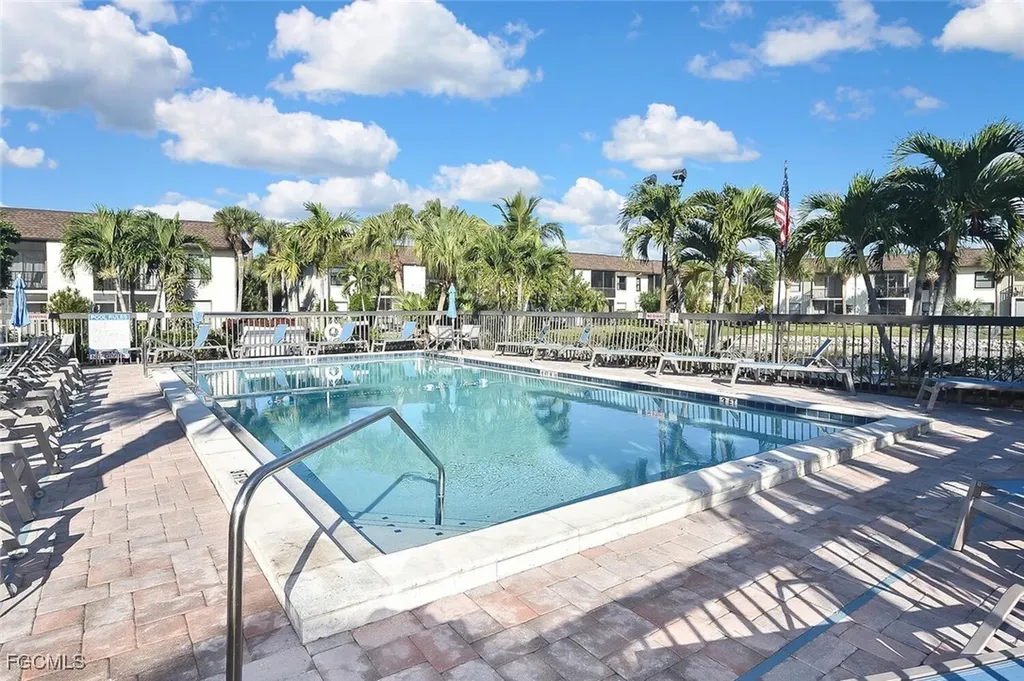 9315 Central Park Drive Fort Myers FL 33919