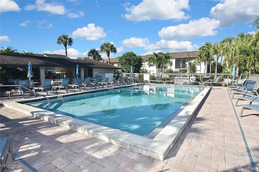 9315 Central Park Drive Fort Myers FL 33919
