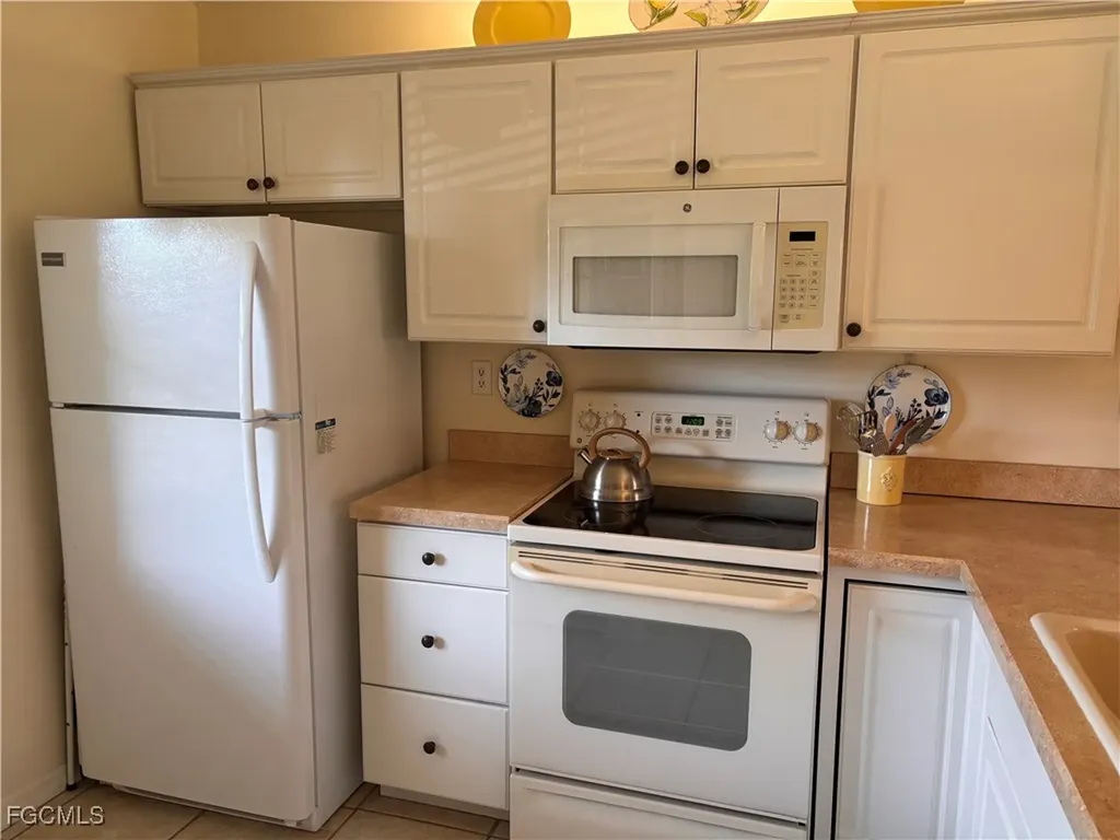 9315 Central Park Drive Fort Myers FL 33919
