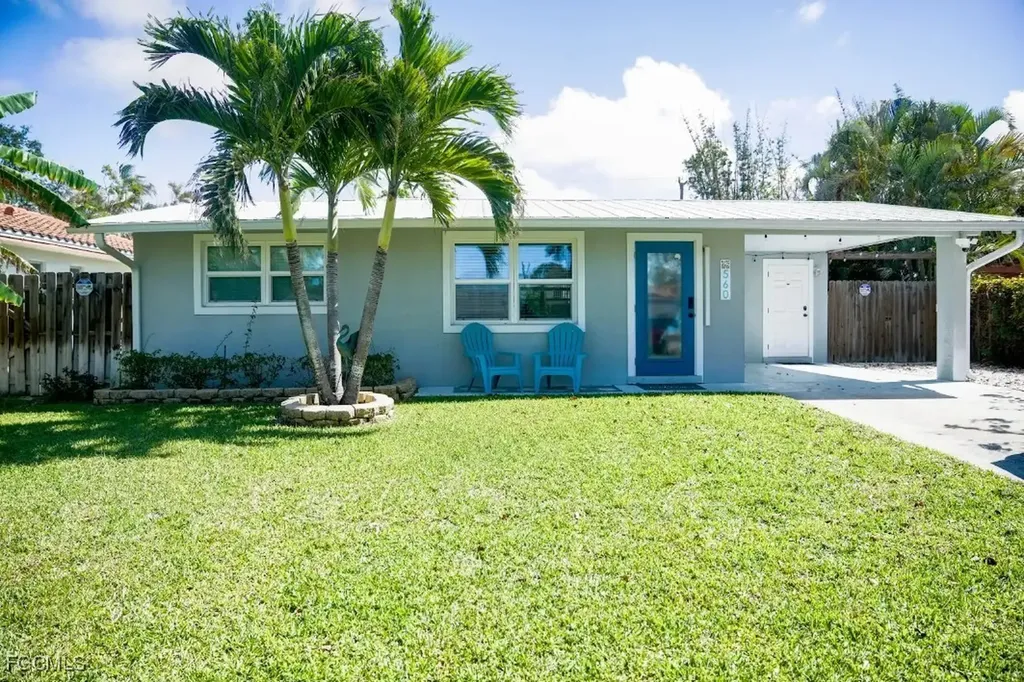 560 E Valley Drive Bonita Springs FL 34134