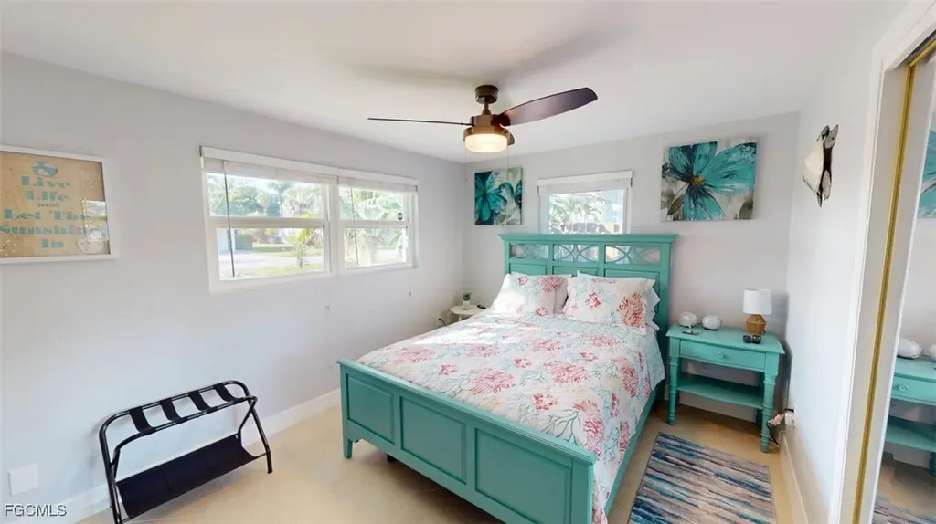 560 E Valley Drive Bonita Springs FL 34134