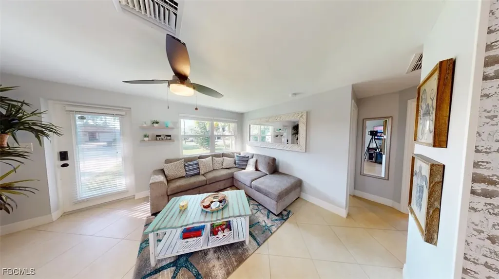 560 E Valley Drive Bonita Springs FL 34134