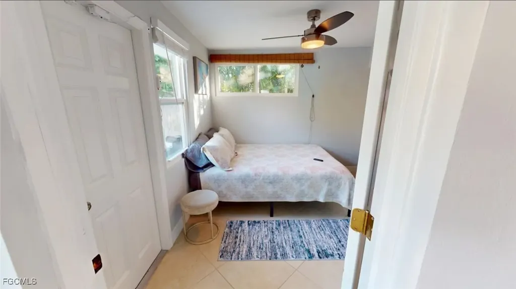 560 E Valley Drive Bonita Springs FL 34134