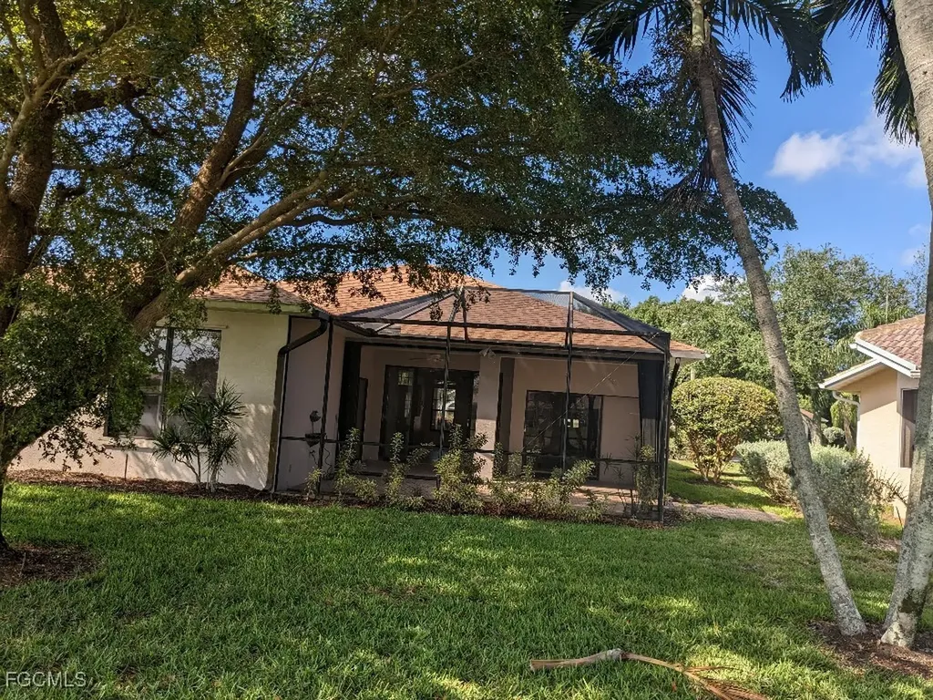 6876 Lone Oak Boulevard Naples FL 34109