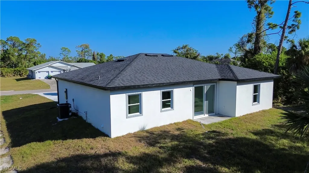 18141 E Wintergarden Avenue Port Charlotte FL 33948