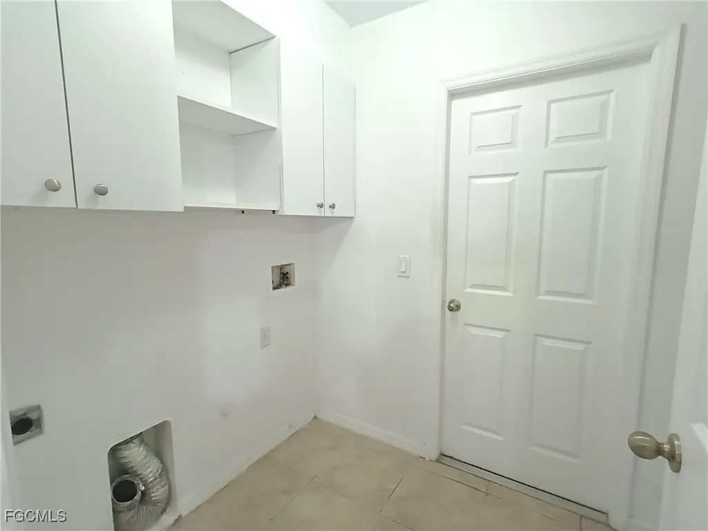 1316 NE 20th Avenue Cape Coral FL 33909