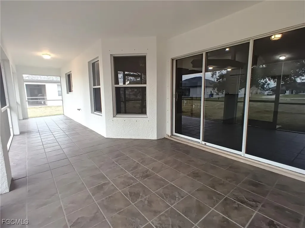 1316 NE 20th Avenue Cape Coral FL 33909