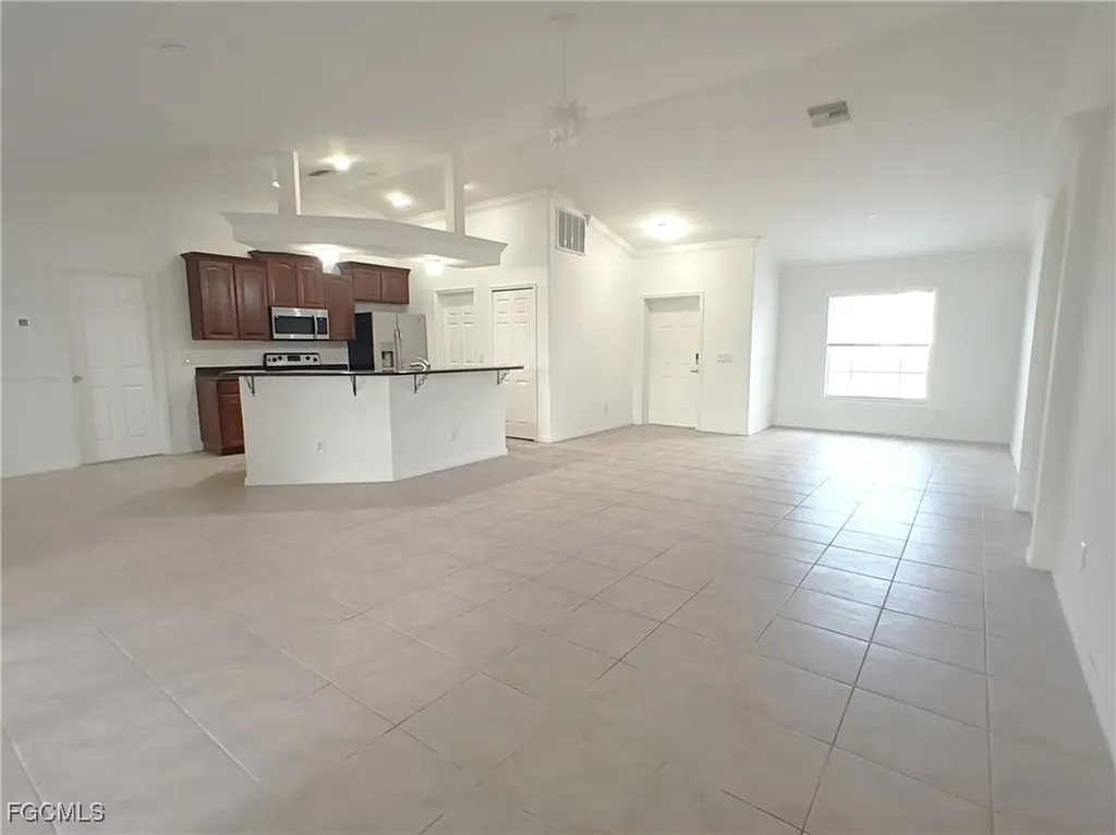 1316 NE 20th Avenue Cape Coral FL 33909