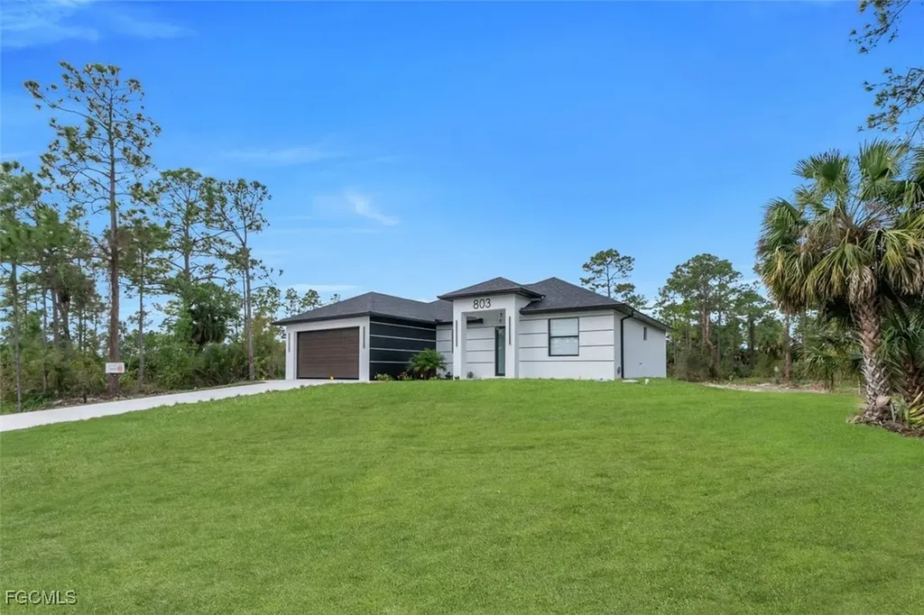 803 Desoto Avenue Lehigh Acres FL 33972
