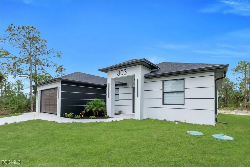 803 Desoto Avenue Lehigh Acres FL 33972