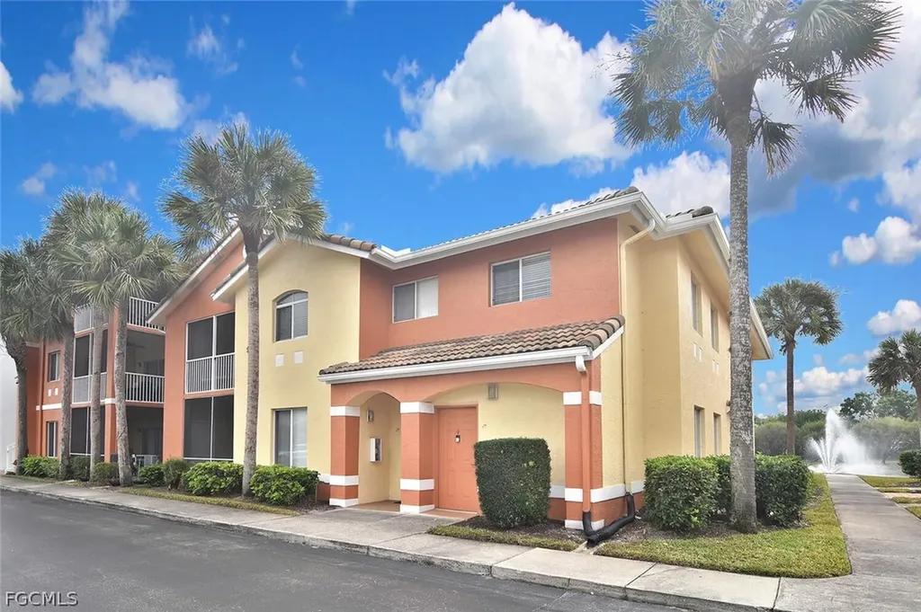 6400 Aragon Way Fort Myers FL 33966