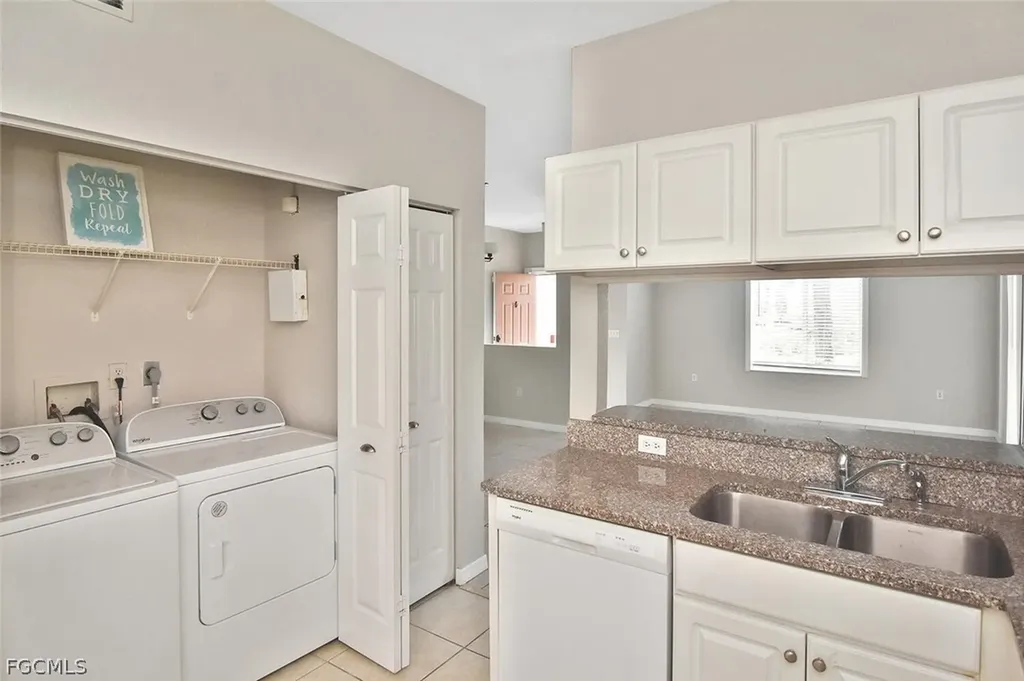 6400 Aragon Way Fort Myers FL 33966