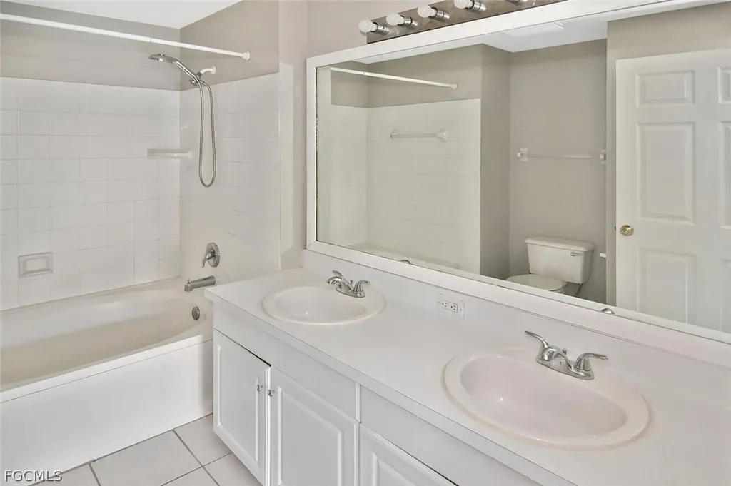 6400 Aragon Way Fort Myers FL 33966