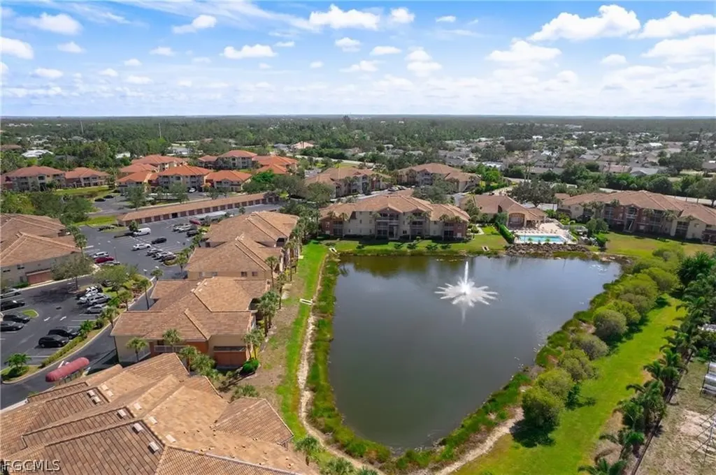 6400 Aragon Way Fort Myers FL 33966