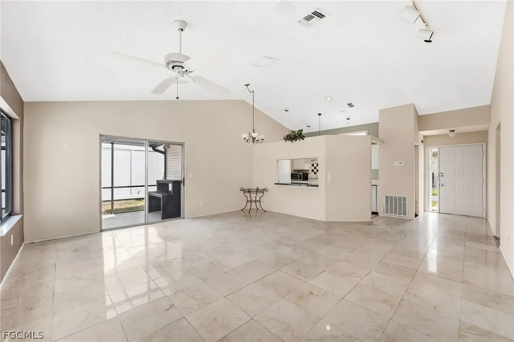 5581 Longleaf Drive North Fort Myers FL 33917
