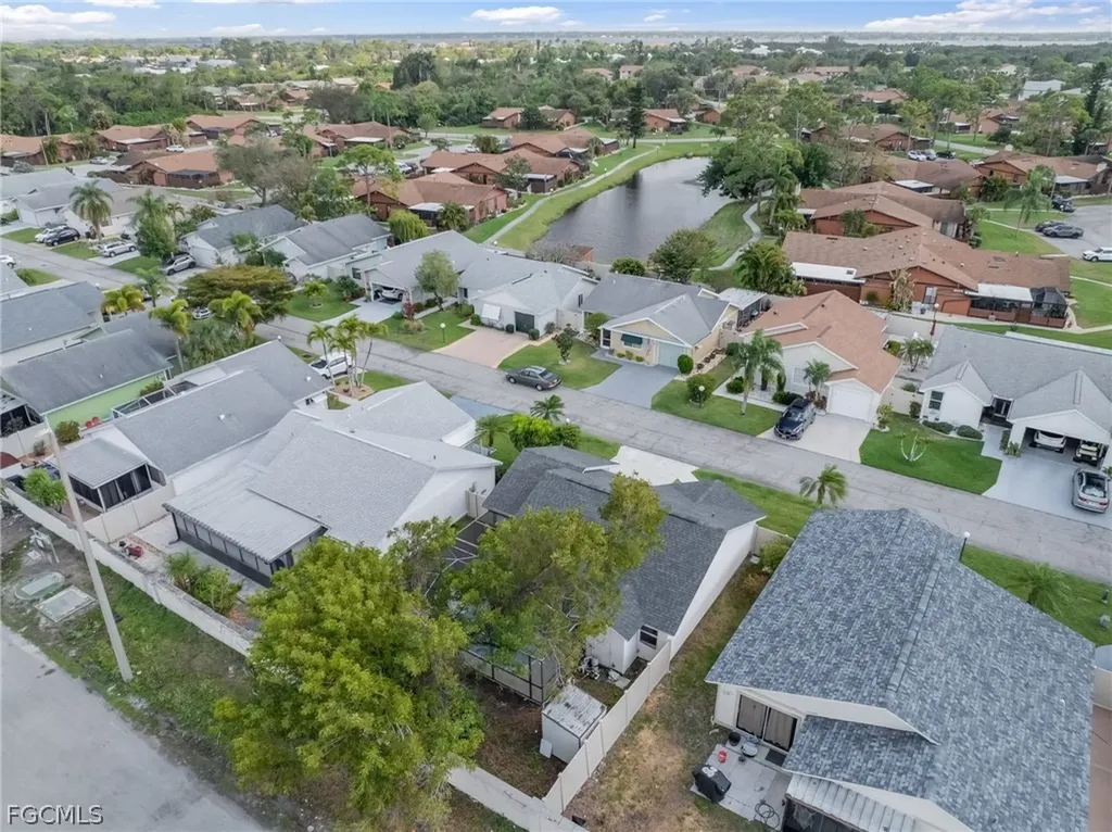 5581 Longleaf Drive North Fort Myers FL 33917