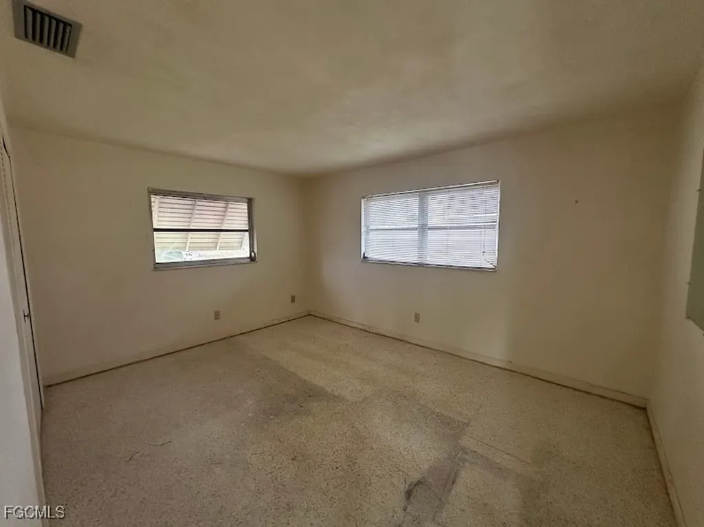 1727 Cornwallis Parkway Cape Coral FL 33904