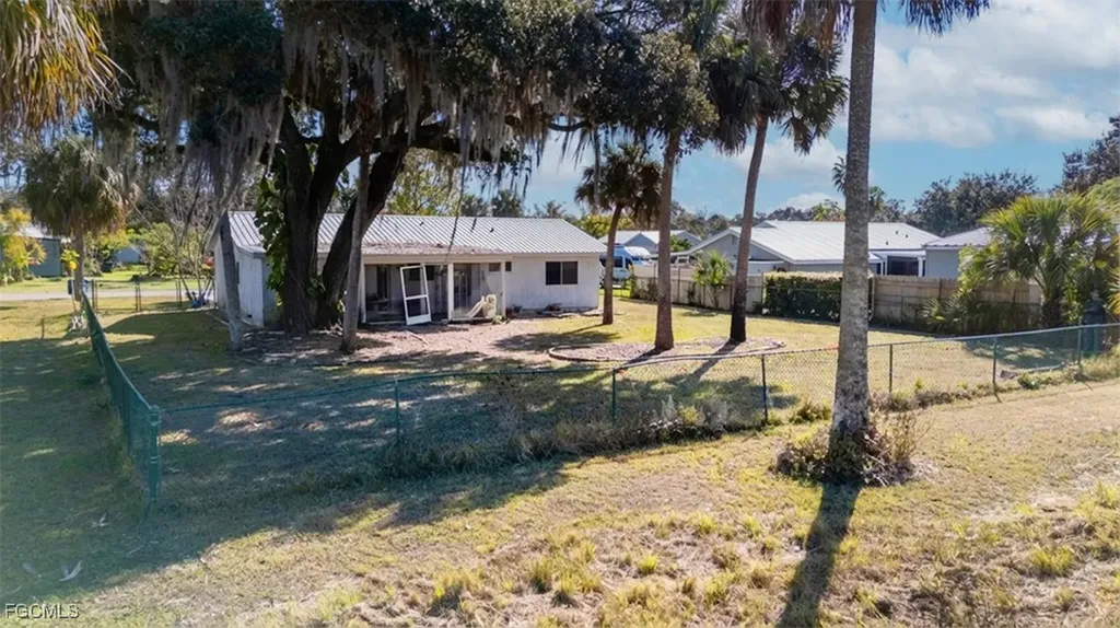 4021 W Palomar Circle Labelle FL 33935
