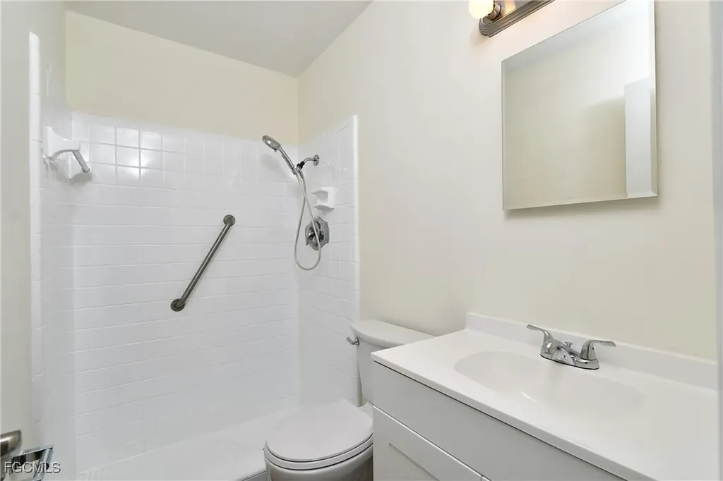 44 Tangelo Court Lehigh Acres FL 33936