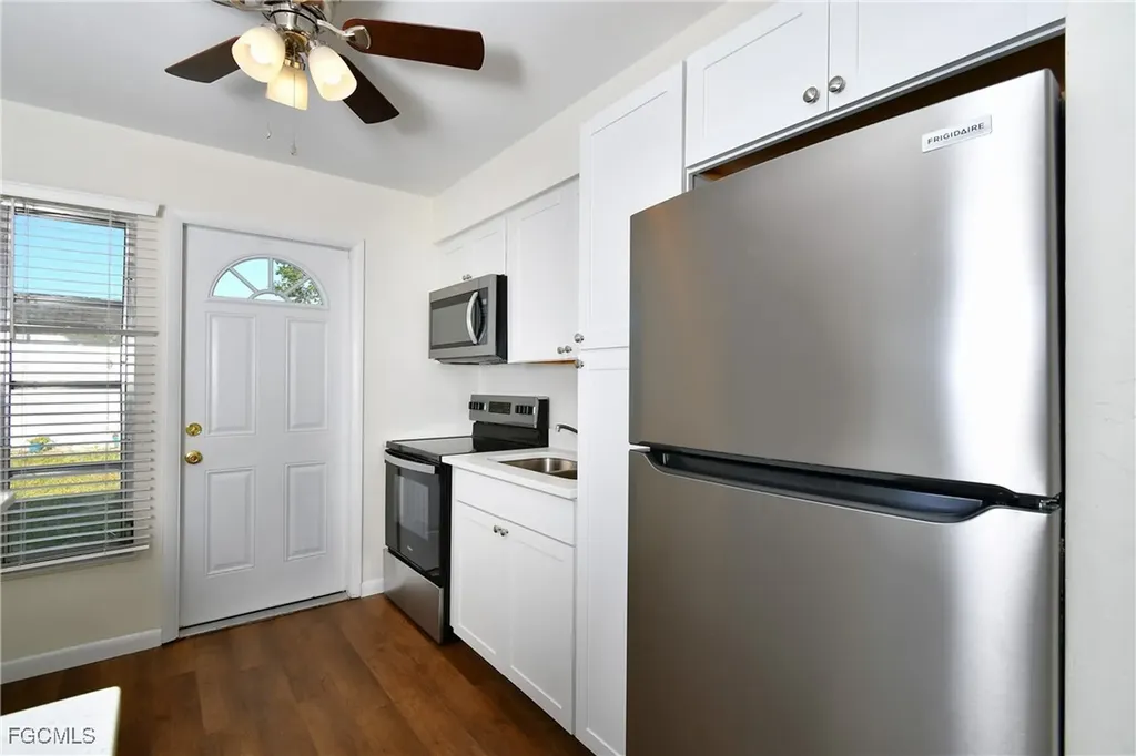 44 Tangelo Court Lehigh Acres FL 33936