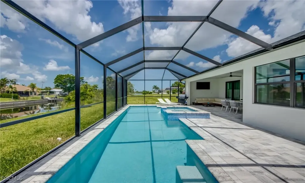 326 SW 31st Terrace Cape Coral FL 33914